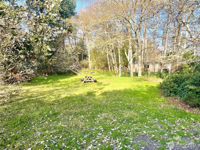 548 E Chance Ala Mer NE, Ocean Shores, WA 98569