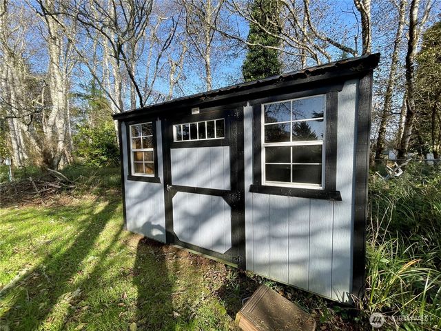 548 E Chance Ala Mer NE, Ocean Shores, WA 98569