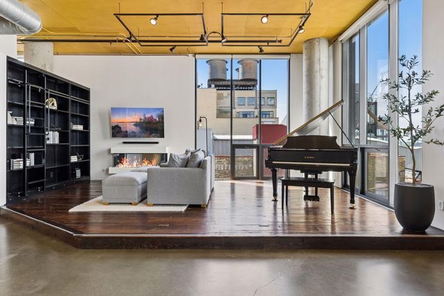 750 S 2nd Street 801, Minneapolis, MN 55401