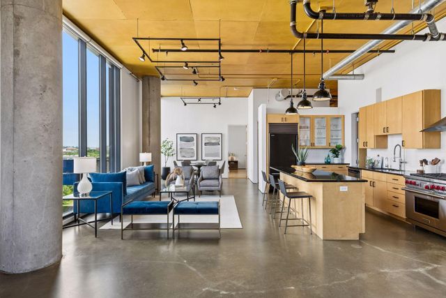 750 S 2nd Street 801, Minneapolis, MN 55401