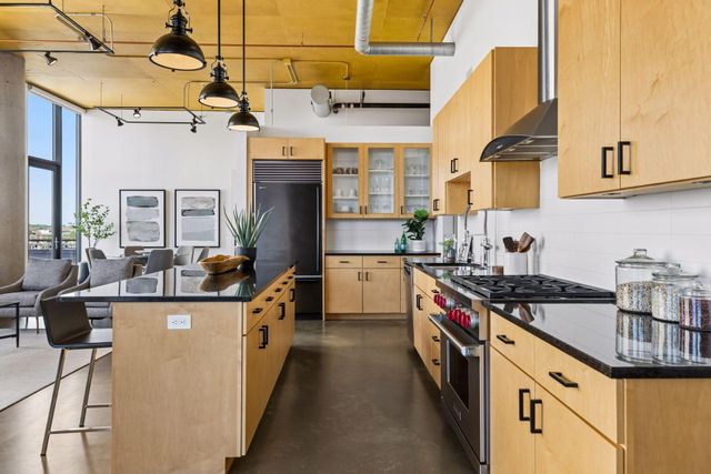 750 S 2nd Street 801, Minneapolis, MN 55401