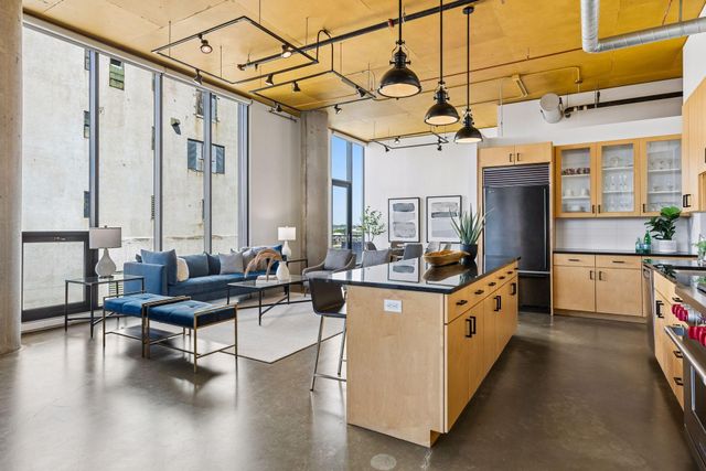 750 S 2nd Street 801, Minneapolis, MN 55401