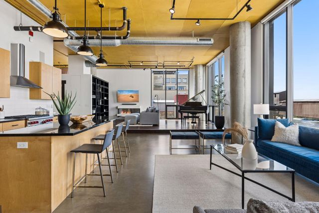 750 S 2nd Street 801, Minneapolis, MN 55401