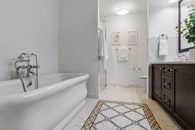 750 S 2nd Street 801, Minneapolis, MN 55401