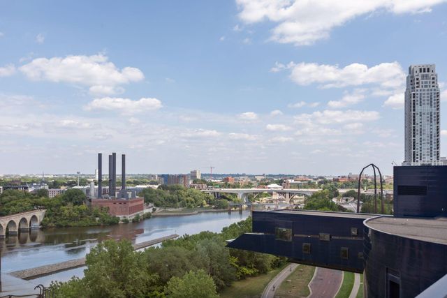 750 S 2nd Street 801, Minneapolis, MN 55401