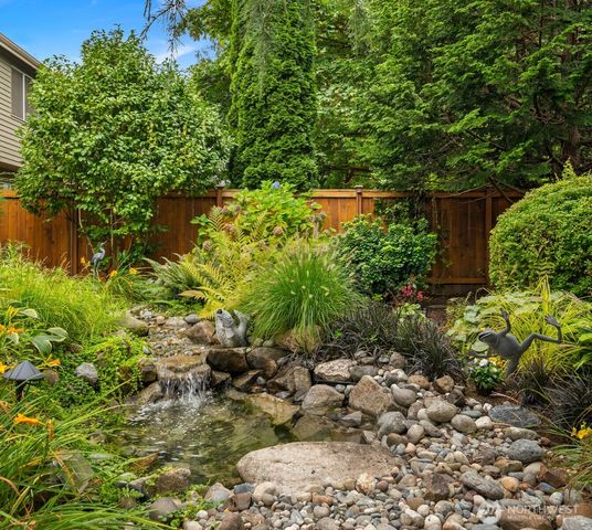 23970 SE 40th Place, Sammamish, WA 98029