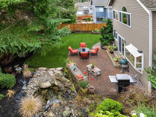 23970 SE 40th Place, Sammamish, WA 98029