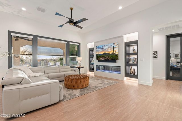 32376 S Cattle Trail, Oracle, AZ 85623