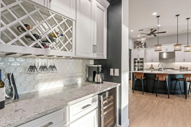 32376 S Cattle Trail, Oracle, AZ 85623