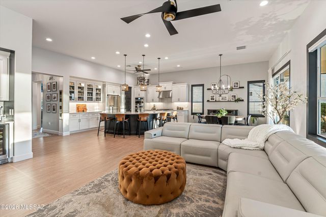 32376 S Cattle Trail, Oracle, AZ 85623