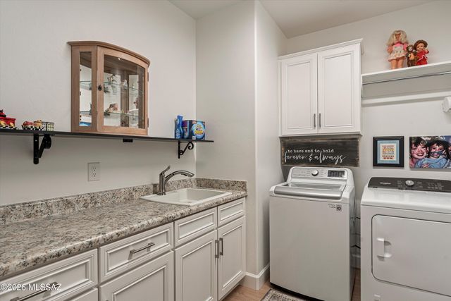 32376 S Cattle Trail, Oracle, AZ 85623