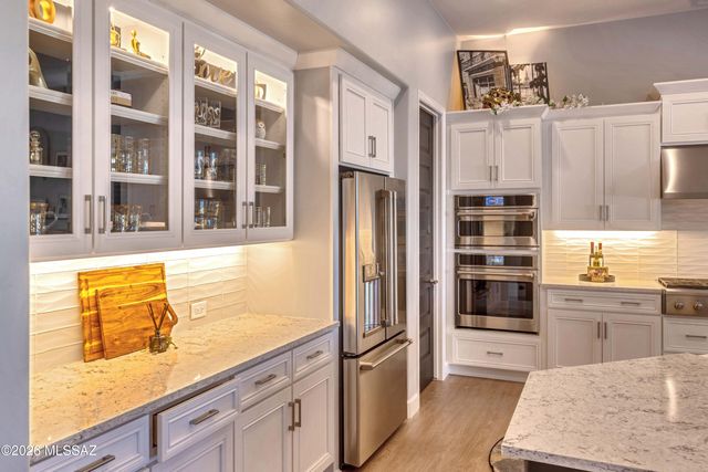 32376 S Cattle Trail, Oracle, AZ 85623