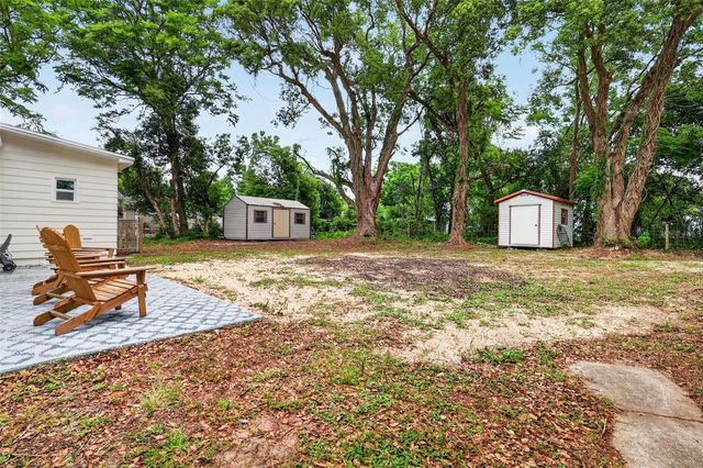 5537 LAKE STREET, Mount Dora, FL 32757