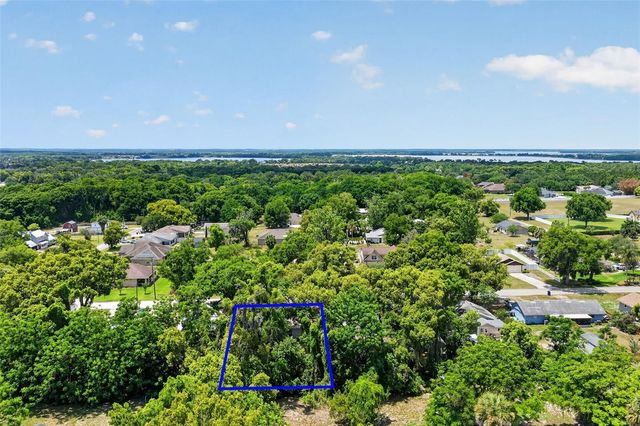 5537 LAKE STREET, Mount Dora, FL 32757