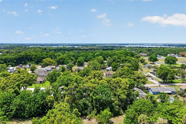 5537 LAKE STREET, Mount Dora, FL 32757