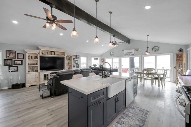 329 Sassafras Drive, Trinity, TX 75862
