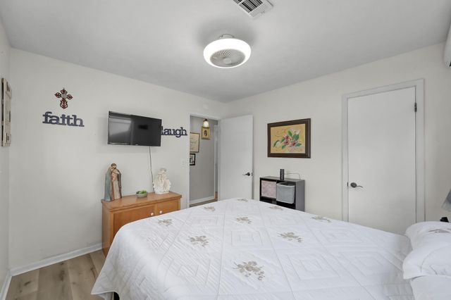 329 Sassafras Drive, Trinity, TX 75862