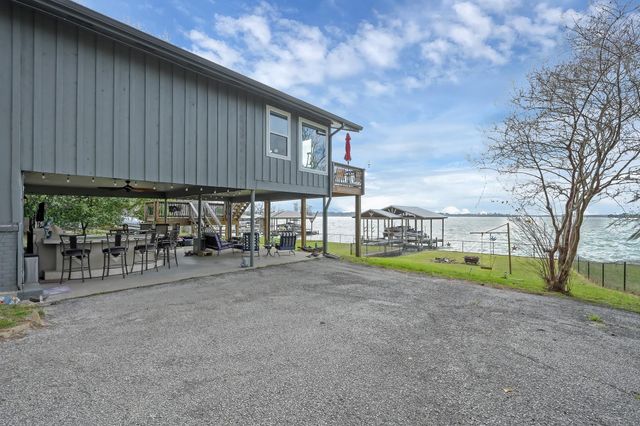 329 Sassafras Drive, Trinity, TX 75862