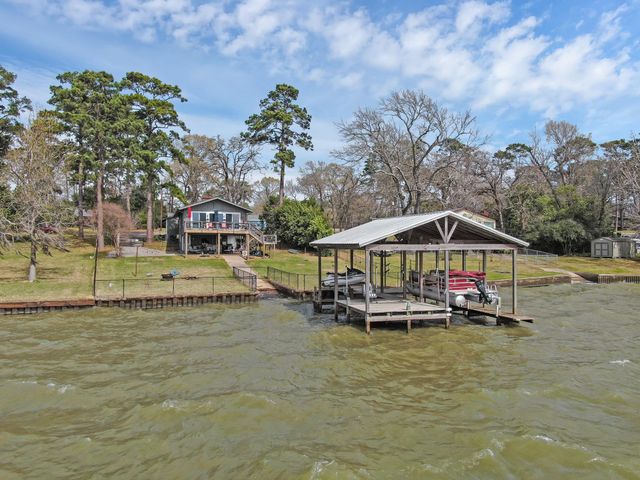 329 Sassafras Drive, Trinity, TX 75862