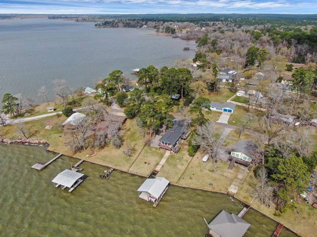 329 Sassafras Drive, Trinity, TX 75862