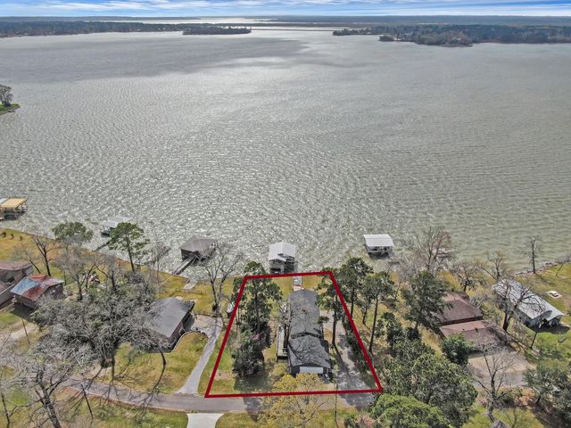 329 Sassafras Drive, Trinity, TX 75862