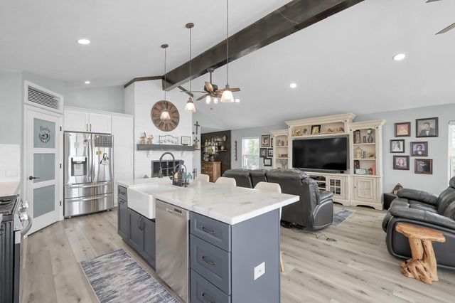 329 Sassafras Drive, Trinity, TX 75862