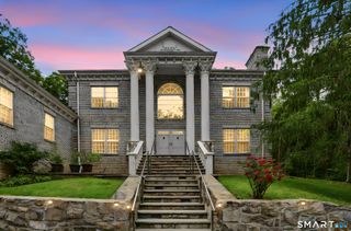 18 West Haviland Lane, Stamford, CT 06903