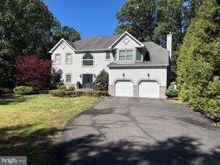 22 KUZYK, Cream Ridge, NJ 08514