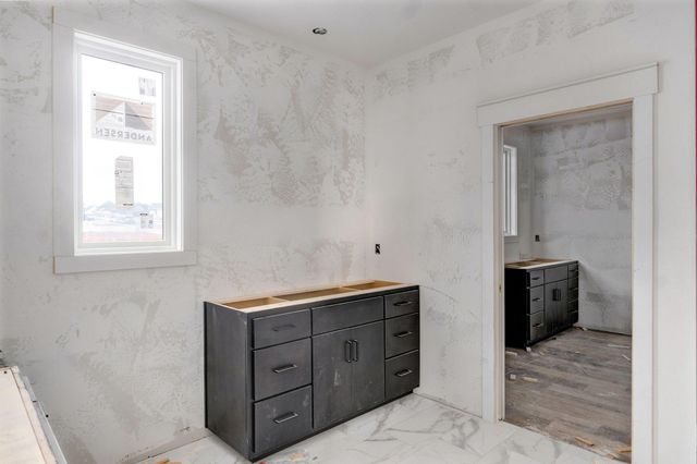 2914 W Marty Street, Springfield, MO 65810