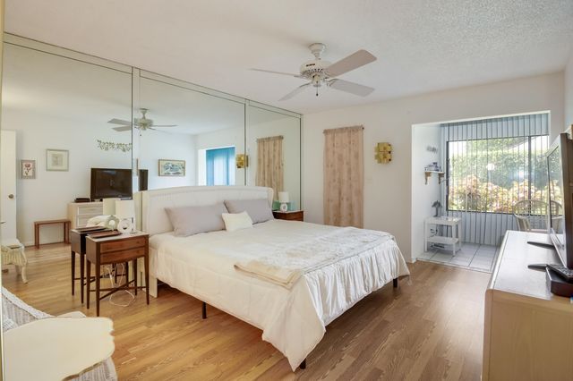 3154 Via Poinciana 116, Greenacres, FL 33467