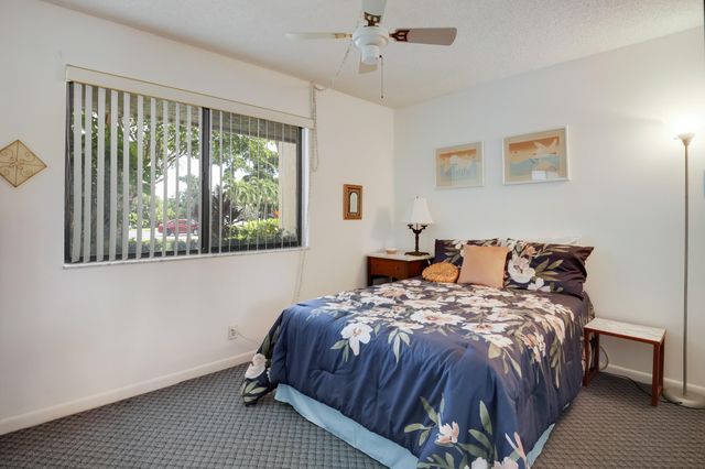 3154 Via Poinciana 116, Greenacres, FL 33467