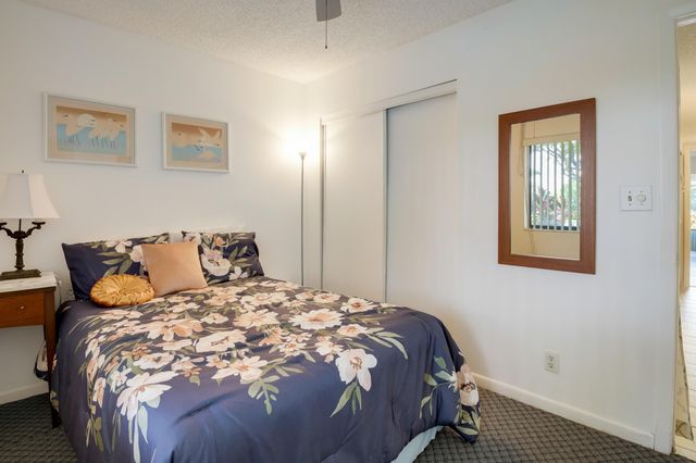 3154 Via Poinciana 116, Greenacres, FL 33467