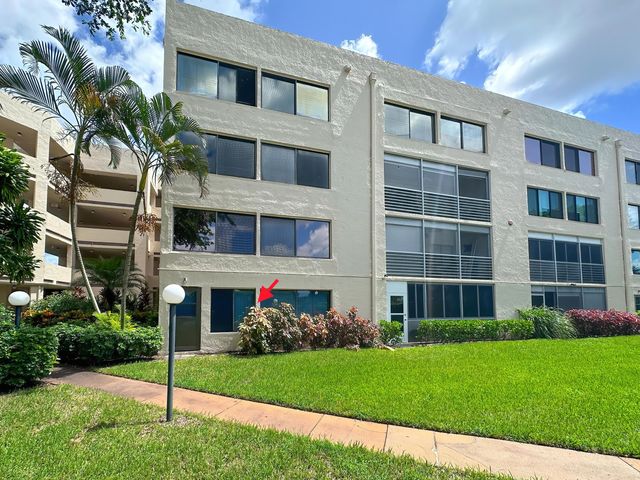 3154 Via Poinciana 116, Greenacres, FL 33467