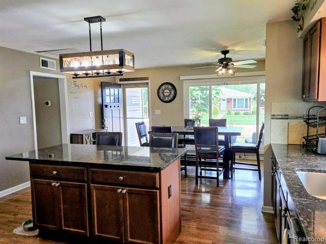 1874 Newman Street, Trenton, MI 48183