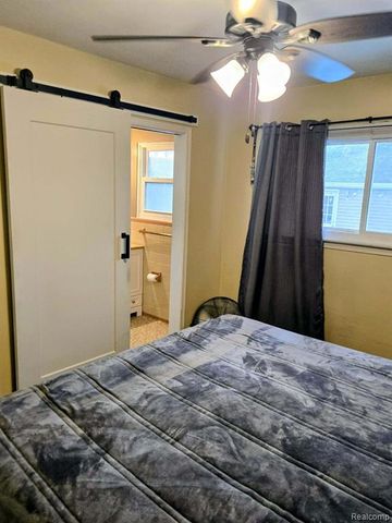 1874 Newman Street, Trenton, MI 48183