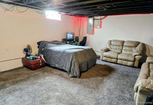 1874 Newman Street, Trenton, MI 48183