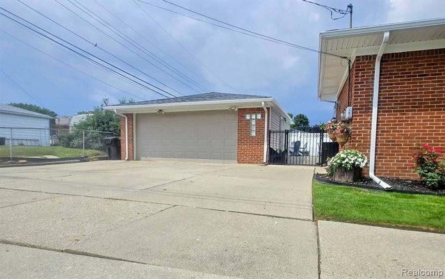 1874 Newman Street, Trenton, MI 48183