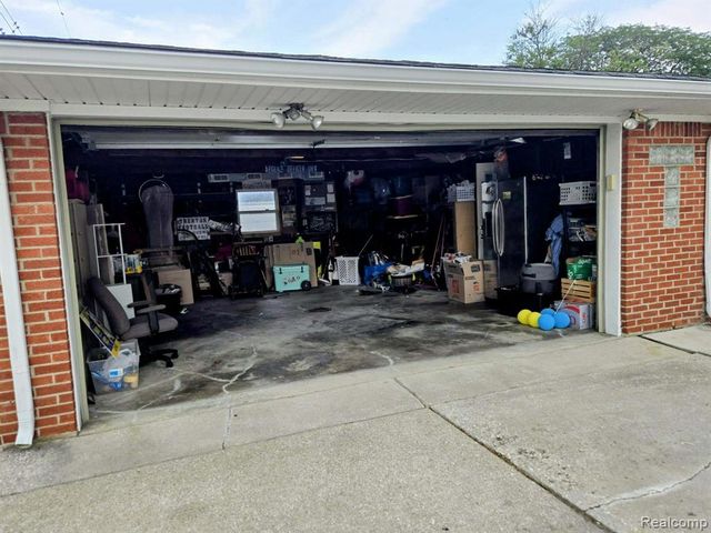 1874 Newman Street, Trenton, MI 48183