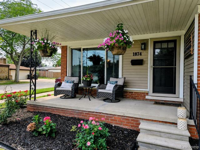 1874 Newman Street, Trenton, MI 48183