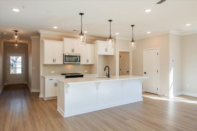 233 Bluffington Way, Marietta, GA 30066