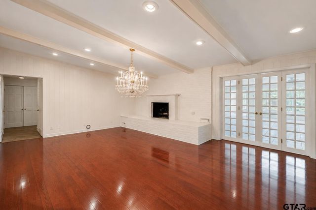 3215 Birdwell, Tyler, TX 75701