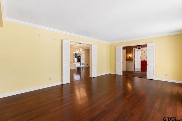 3215 Birdwell, Tyler, TX 75701