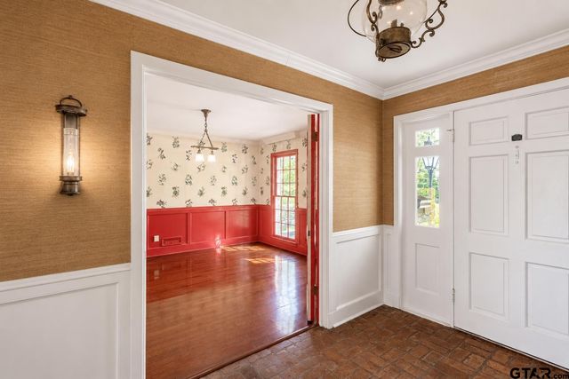 3215 Birdwell, Tyler, TX 75701