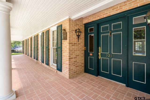 3215 Birdwell, Tyler, TX 75701