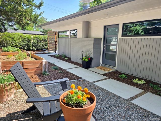 2635 S Garfield Way, Denver, CO 80210