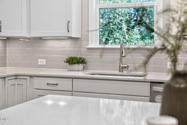 240 Keythorpe Lane, Cary, NC 27519