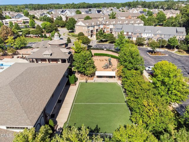 240 Keythorpe Lane, Cary, NC 27519