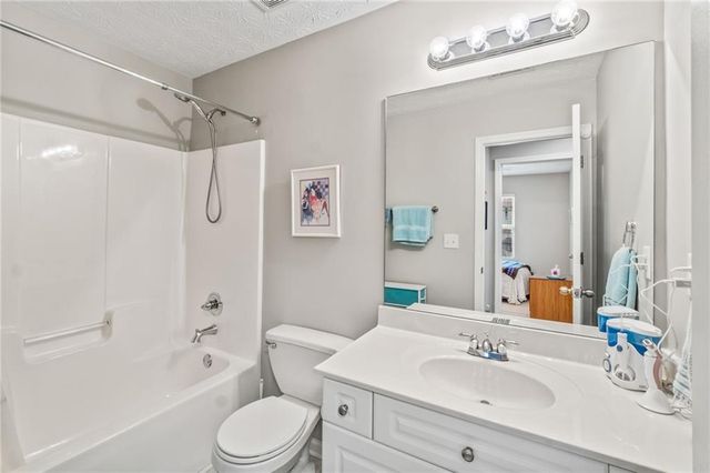 4830 Zephyr Cove Place, Flowery Branch, GA 30542