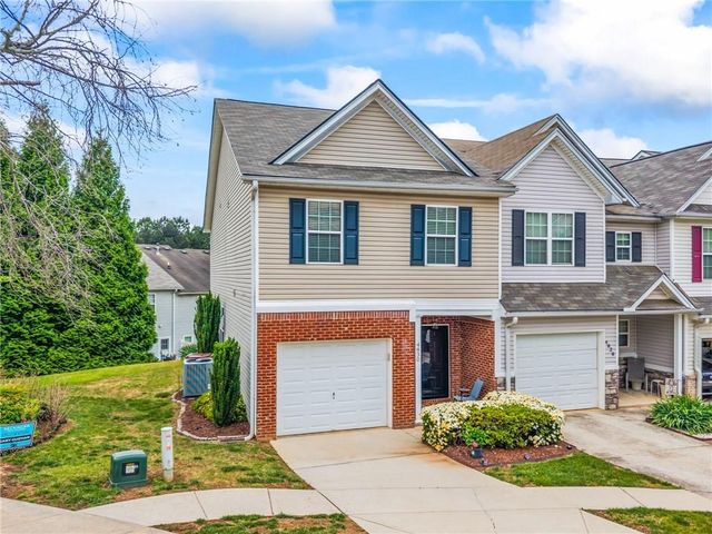 4830 Zephyr Cove Place, Flowery Branch, GA 30542