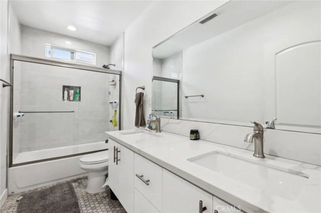 2806 Cudahy Street, Huntington Park, CA 90255